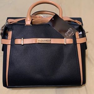 Jones New York pocketbook Black and Tan, NWT, never used.
